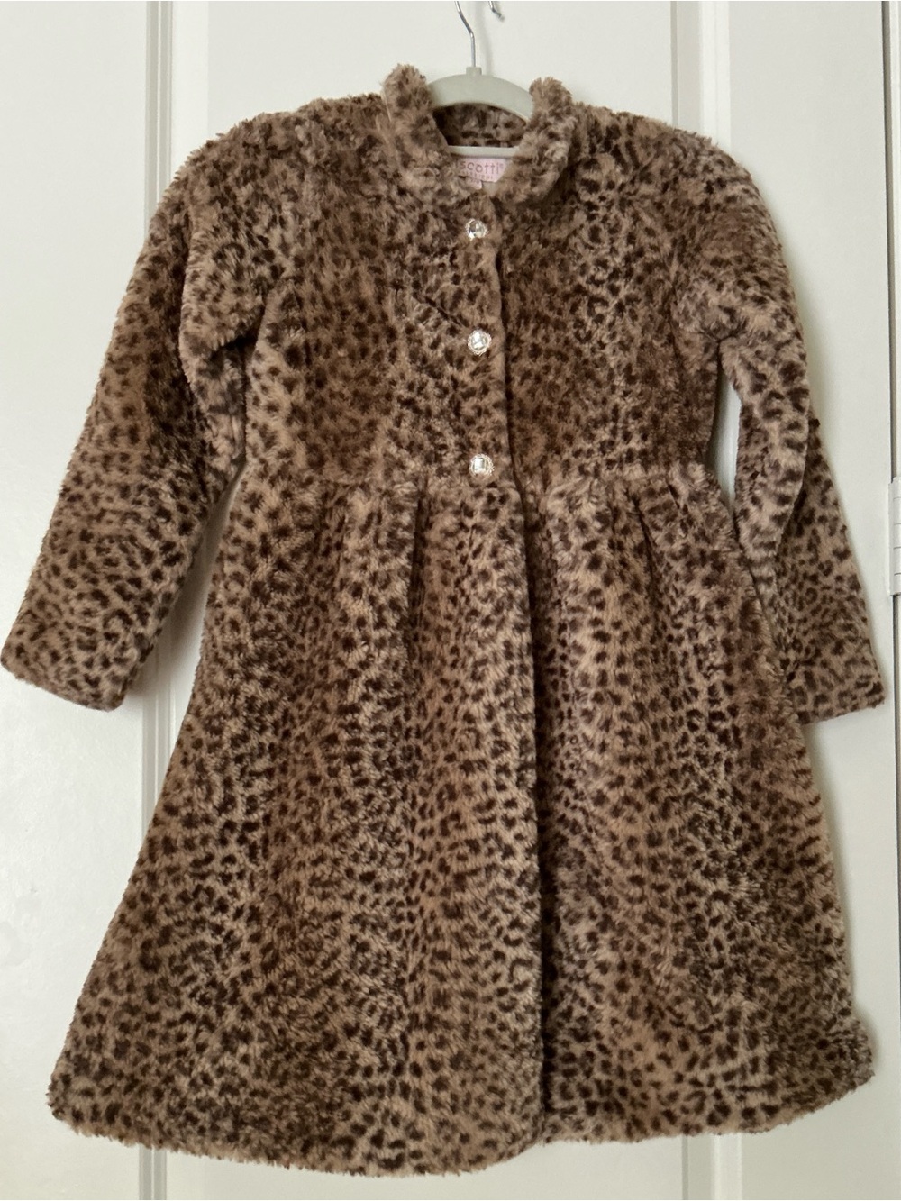 Adorable Faux Fur  little girls coat with rhinestone buttons size 7/8